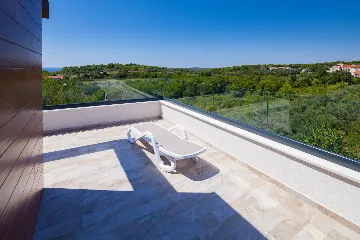 Family Villa with Pool in Premantura