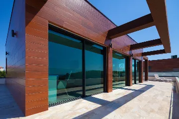 Family Villa with Pool in Premantura