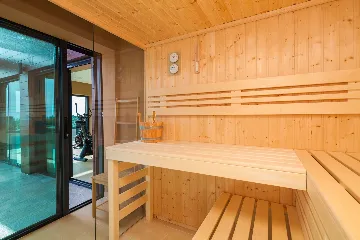 Family Villa with Pool in Premantura