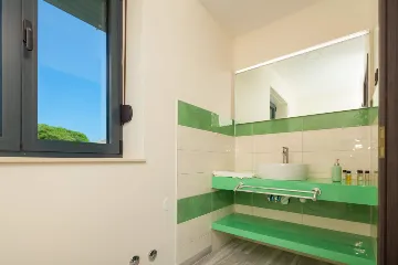 Family Villa with Pool in Premantura