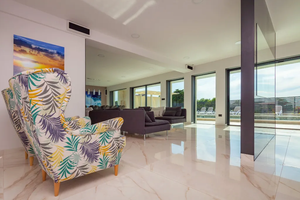 Family Villa with Pool in Premantura