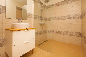 Family Villa with Pool in Premantura