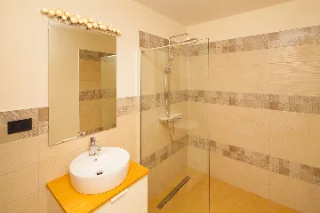 Family Villa with Pool in Premantura