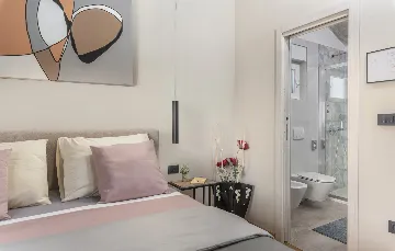 Modern Villa Retreat with Private Grounds in Svetvinčenat