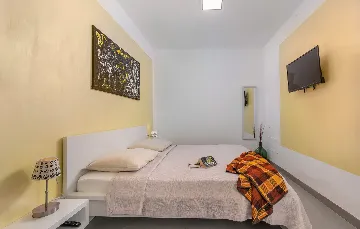 Family Villa with Pool and Sports, Svetvinčenat