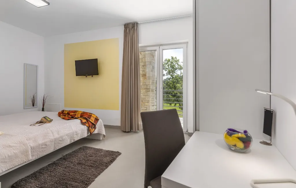 Family Villa with Pool and Sports, Svetvinčenat