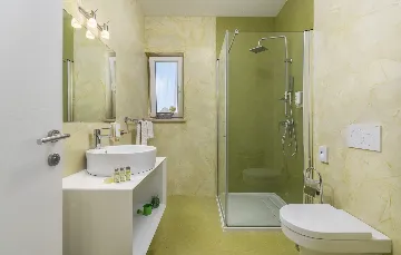 Family Villa with Pool and Sports, Svetvinčenat