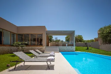 Modern Villa with Heated Pool in Šibenik