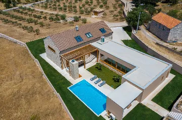 Modern Villa with Heated Pool in Šibenik