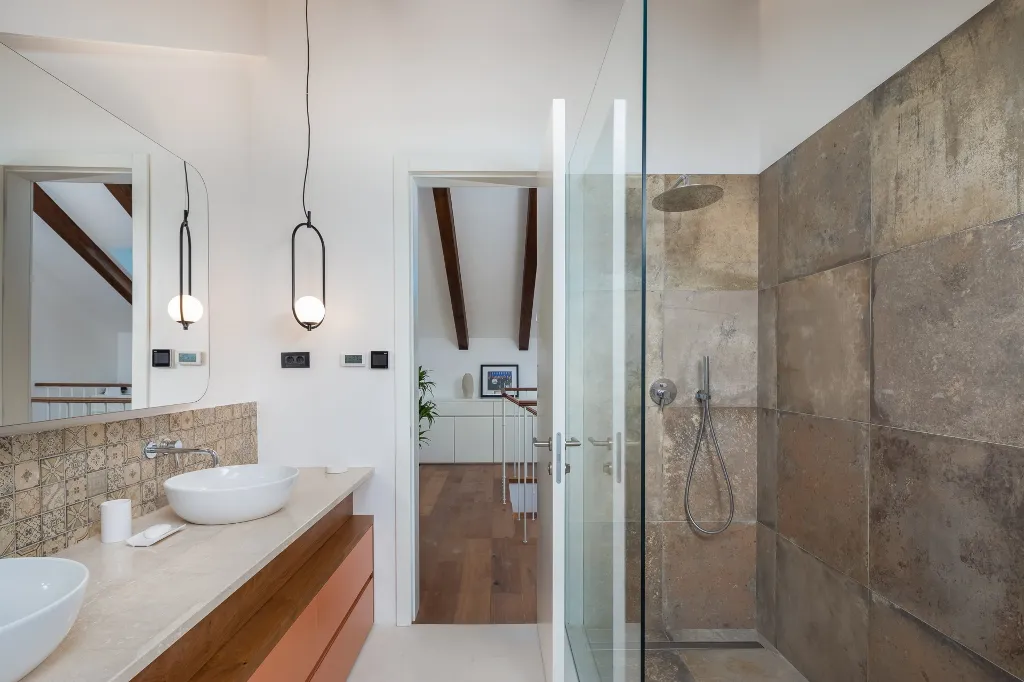 Modern Villa with Heated Pool in Šibenik