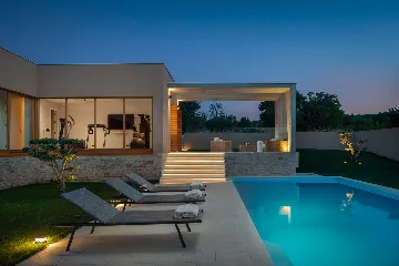 Modern Villa with Heated Pool in Šibenik
