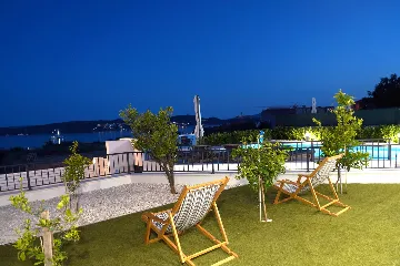 Contemporary 5-Bedroom Villa with Heated Pool, Seget Donji