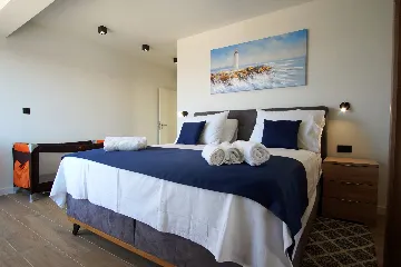 Contemporary 5-Bedroom Villa with Heated Pool, Seget Donji