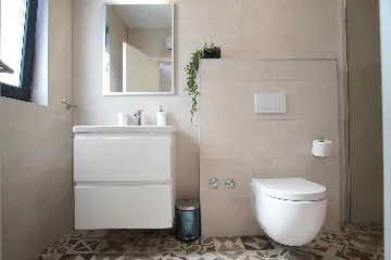 Contemporary 5-Bedroom Villa with Heated Pool, Seget Donji