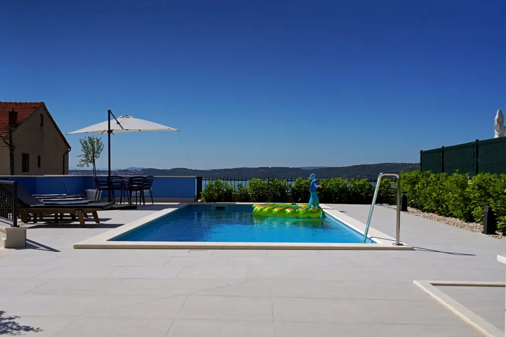 Contemporary 5-Bedroom Villa with Heated Pool, Seget Donji