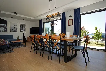 Contemporary 5-Bedroom Villa with Heated Pool, Seget Donji