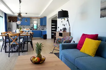 Contemporary 5-Bedroom Villa with Heated Pool, Seget Donji