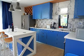 Contemporary 5-Bedroom Villa with Heated Pool, Seget Donji