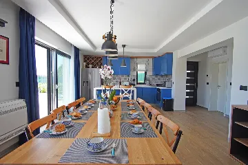 Contemporary 5-Bedroom Villa with Heated Pool, Seget Donji