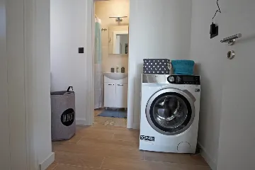 Contemporary 5-Bedroom Villa with Heated Pool, Seget Donji