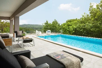 Modern Family Villa with Pool in Labin