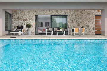 Modern Family Villa with Pool in Labin