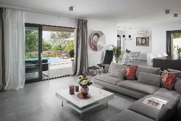 Modern Family Villa with Pool in Labin