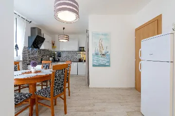 Family Villa with Pool in Kaštelir