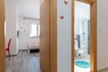 Family Villa with Pool in Kaštelir