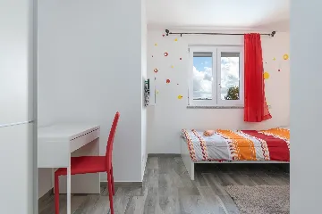 Family Villa with Pool in Kaštelir