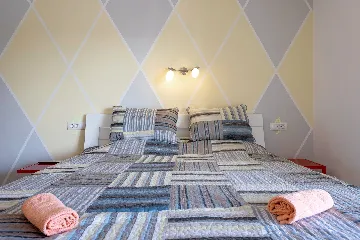 Family Villa with Pool in Kaštelir