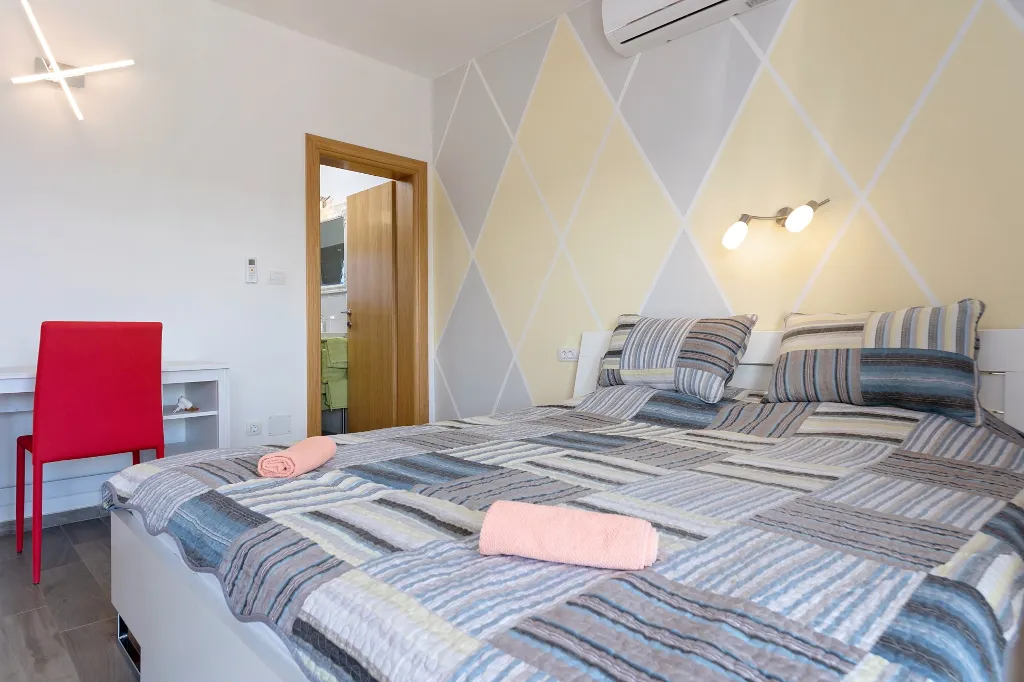 Family Villa with Pool in Kaštelir