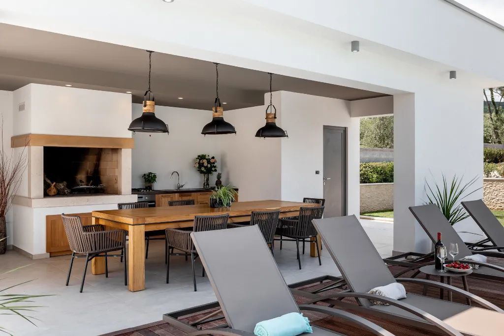 Modern Villa with Pool and Sauna in Labin