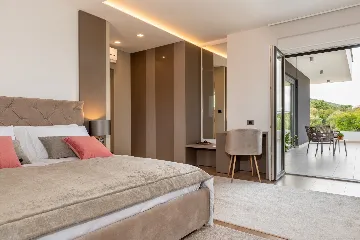 Modern Villa with Pool and Sauna in Labin