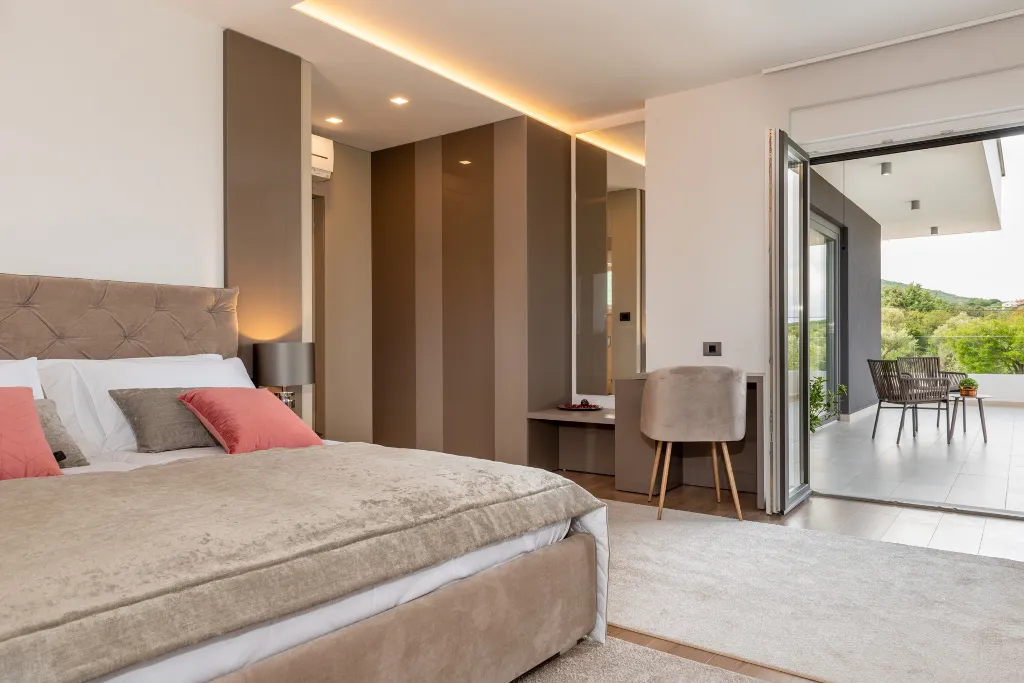 Modern Villa with Pool and Sauna in Labin