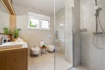 Modern Villa with Pool and Sauna in Labin