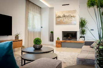 Modern Villa with Pool and Sauna in Labin