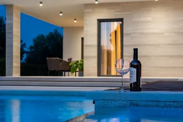 Modern Villa with Pool and Sauna in Labin