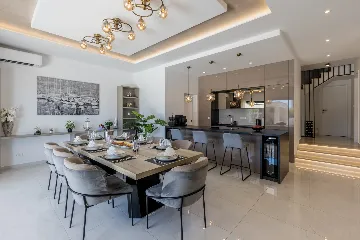 Modern Family Villa with Pool in Marina