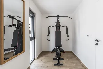 Modern Family Villa with Pool in Marina