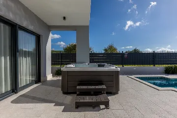 Modern Family Villa with Pool in Marina