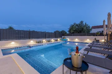 Modern Family Villa with Pool in Marina