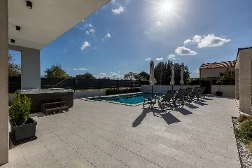 Modern Family Villa with Pool in Marina