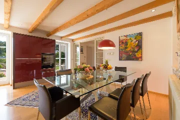 Spacious Countryside Villa with Pool near Marčana