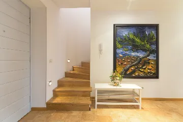 Spacious Countryside Villa with Pool near Marčana