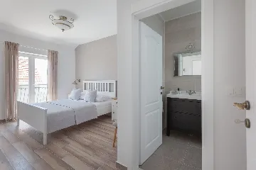 Stone Retreat Villa with Pool in Tučepi