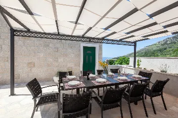 Stone Retreat Villa with Pool in Tučepi