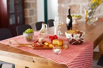 Stone Retreat Villa with Pool in Tučepi