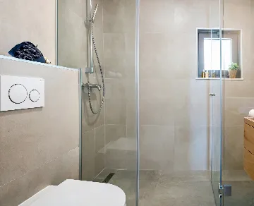 Contemporary Villa with Heated Pool in Omiš