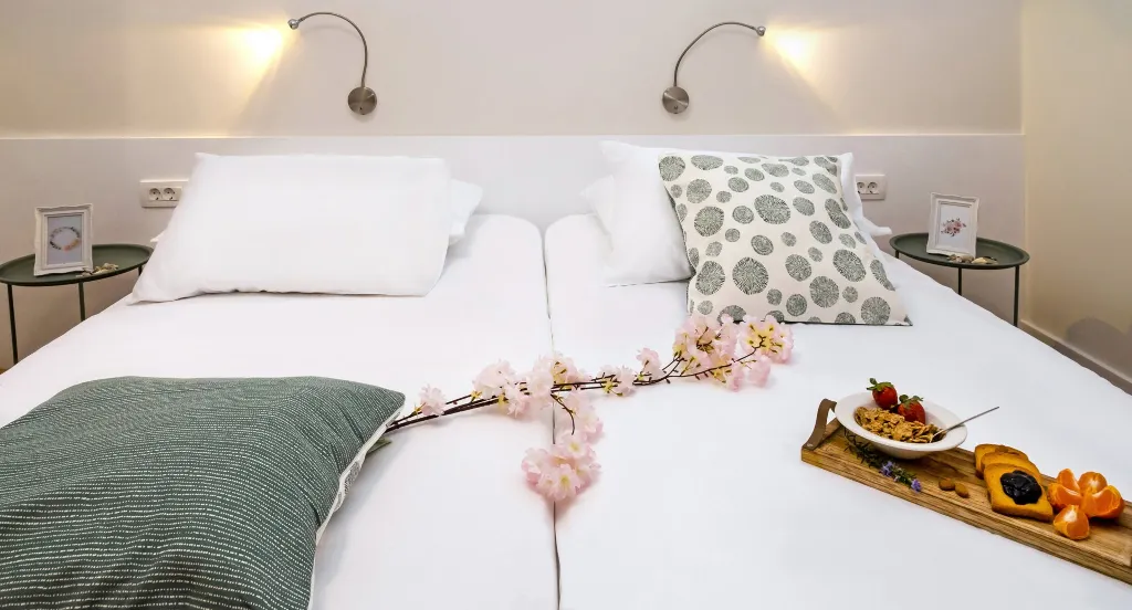 Contemporary Villa with Heated Pool in Omiš
